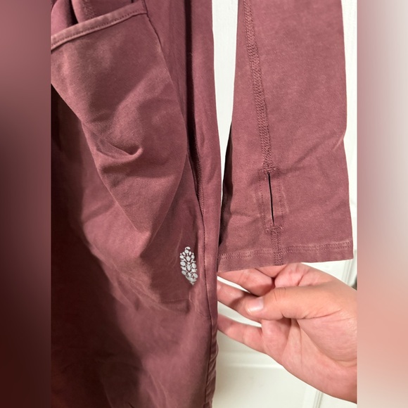 Hot shot long sleeve onesie - Picture 5 of 6